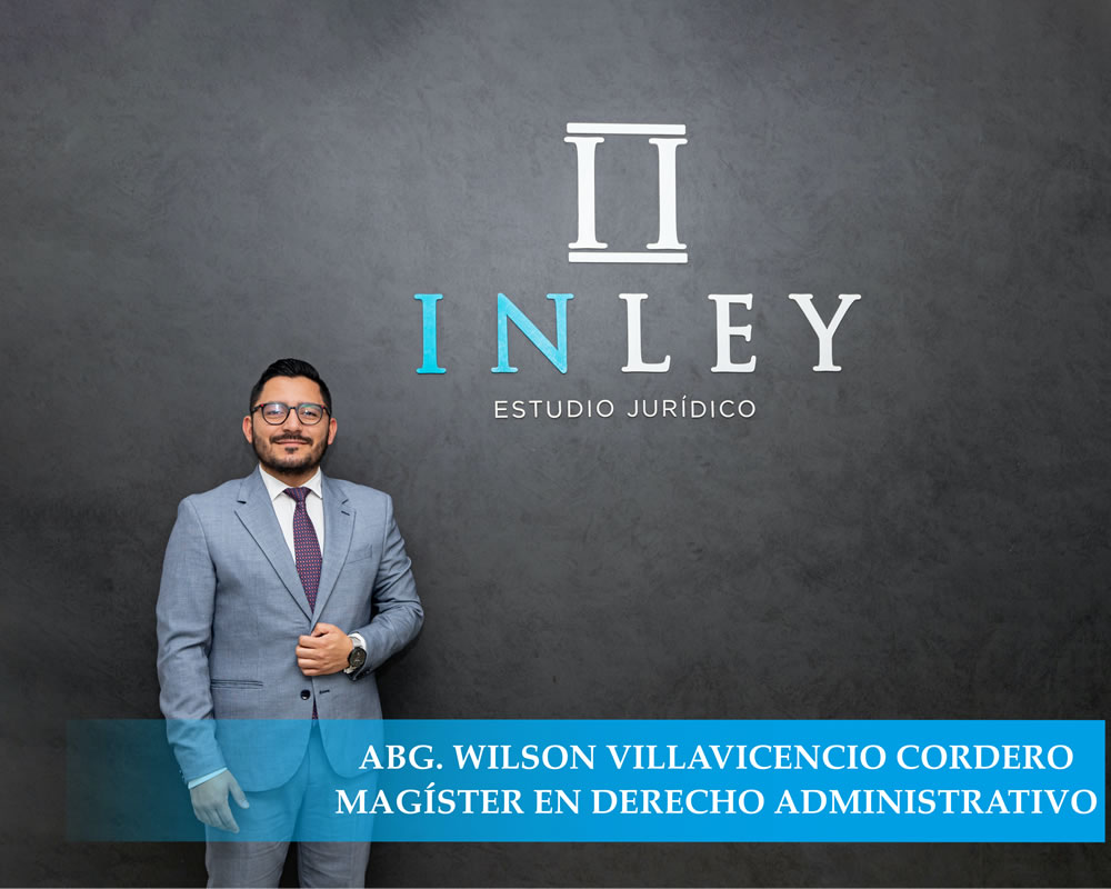 Ab. Wilson Villavicencio Cordero